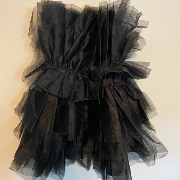 ✨NWT✨ Francesca’s Black Tulle Strapless Dress - Picture 2 of 3